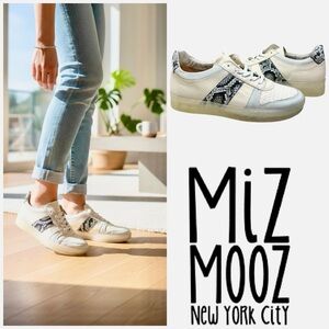 Miz Mooz Cream Leather Sneakers with Black Snake-Print Stripe Size 8-8.5